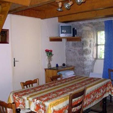 Ferme Auberge La Tindelle La Cresse Exterior photo